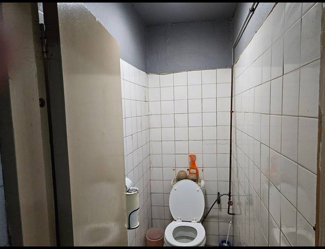 M² BUSINESS FOR SALE IN REGENTS PARK